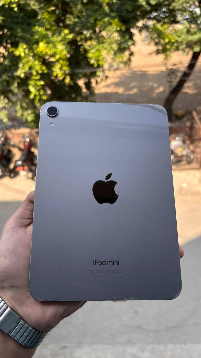 APPLE IPAD MINI 7 0