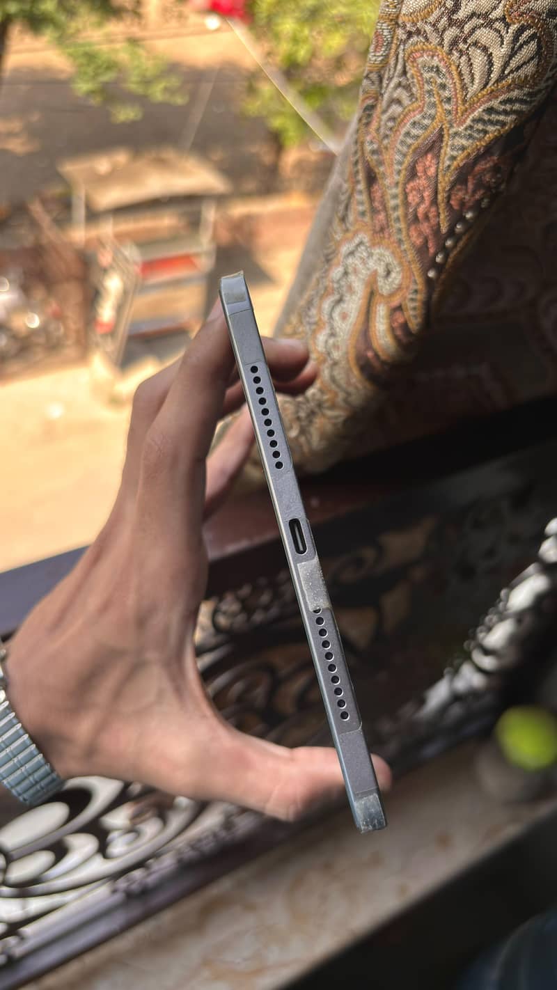 APPLE IPAD MINI 7 3