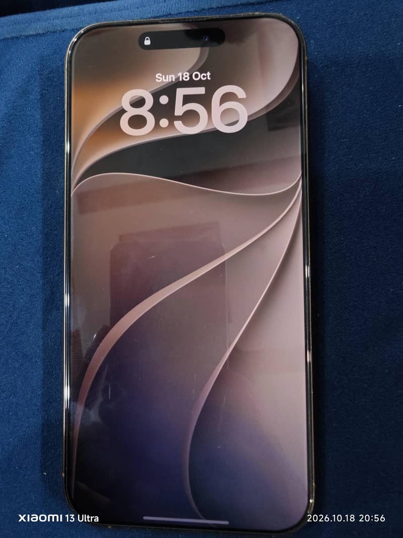 Apple iPhone 16 Pro Max 1