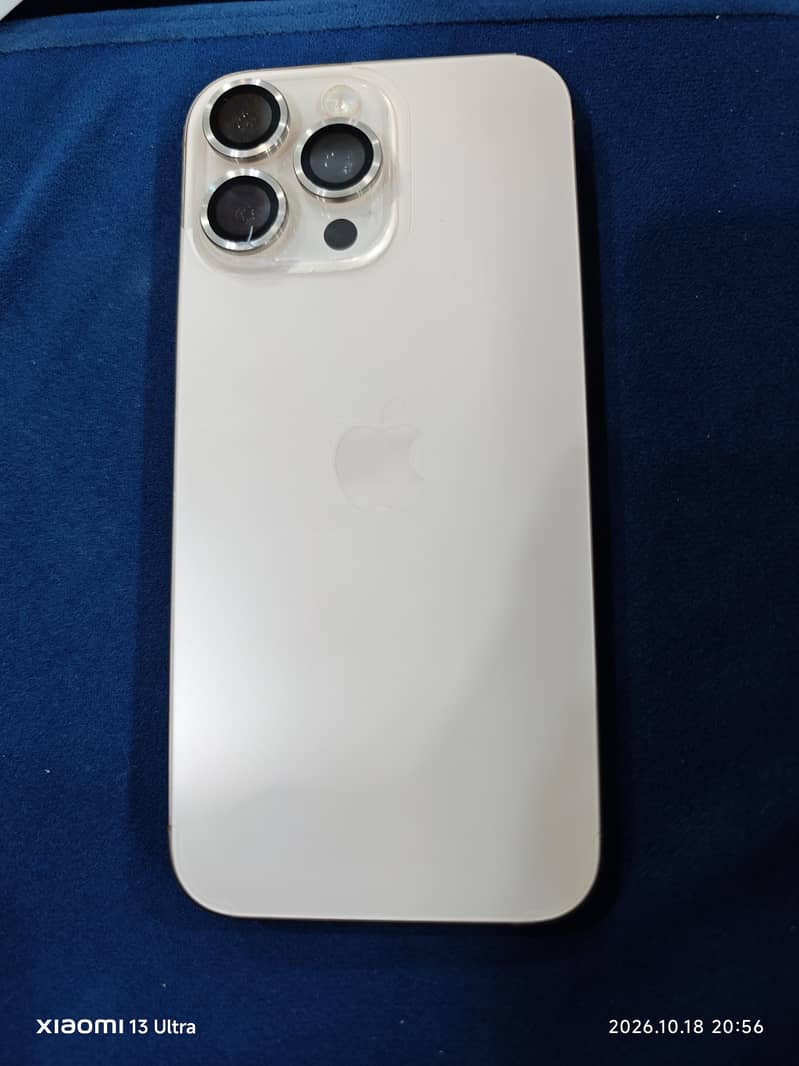 Apple iPhone 16 Pro Max 2