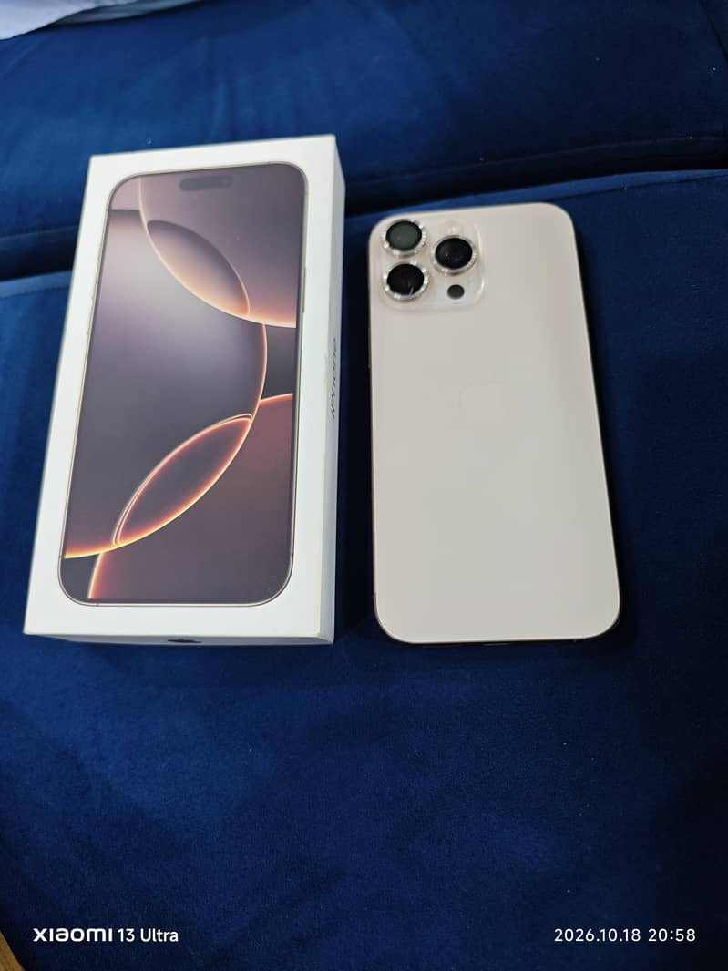 Apple iPhone 16 Pro Max 12