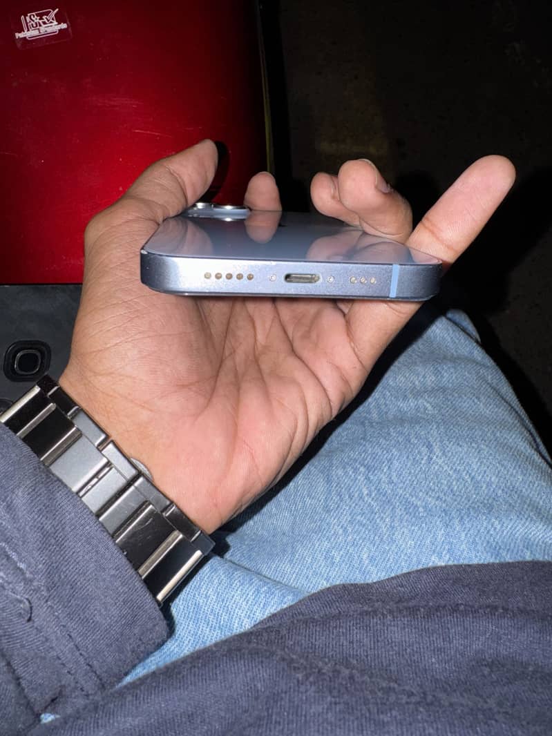 Apple iPhone 14 3