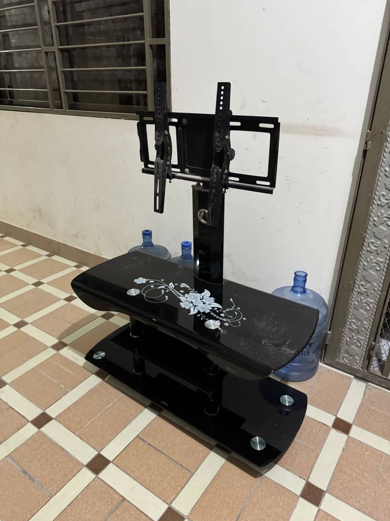 LCD Rack trolly 1