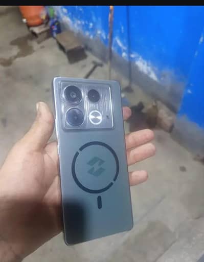 Infinix Note 40. . 8. . . 256 . . indisply finger full box exchange posible