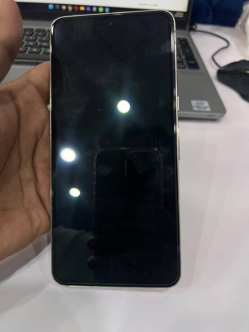 Google Pixel 8 Pro 0