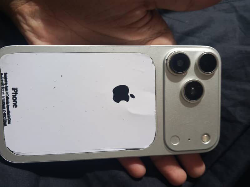 Apple iPhone XR 0