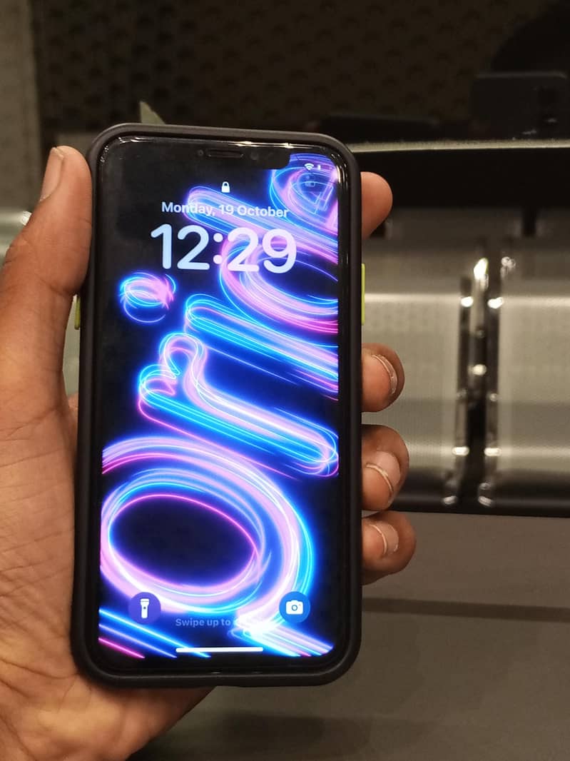 Apple iPhone XS 0