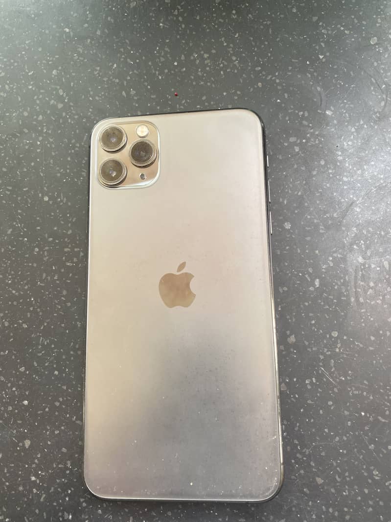 Apple iPhone 11 Pro Max 1
