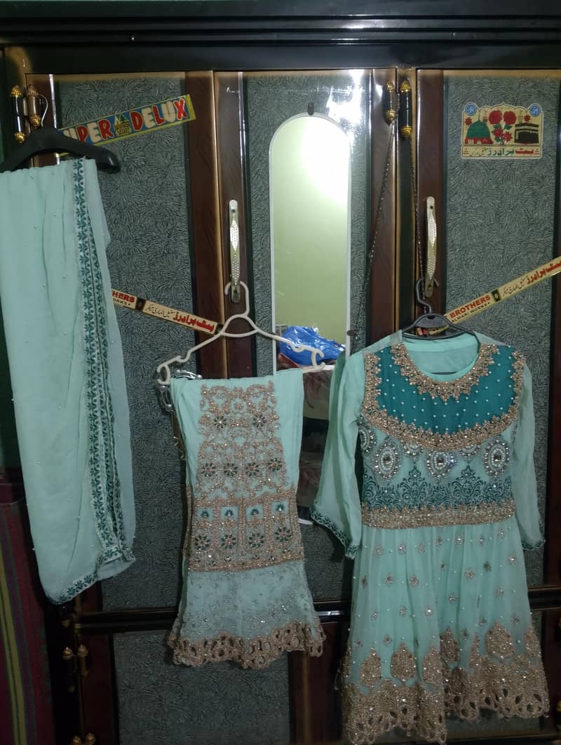fancy frock 0