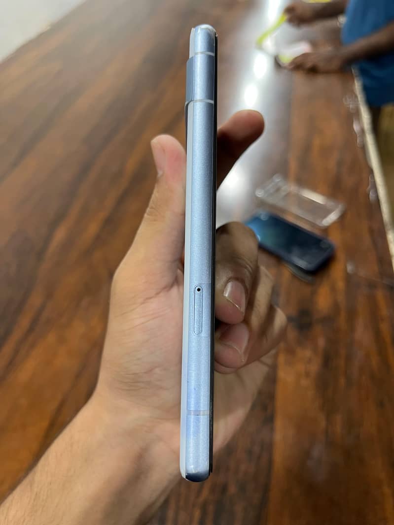 Google Pixel 7a 2