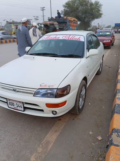 Toyota Corolla XE 2000