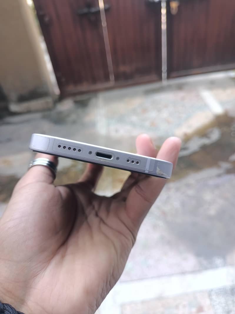 Apple iPhone 14 1