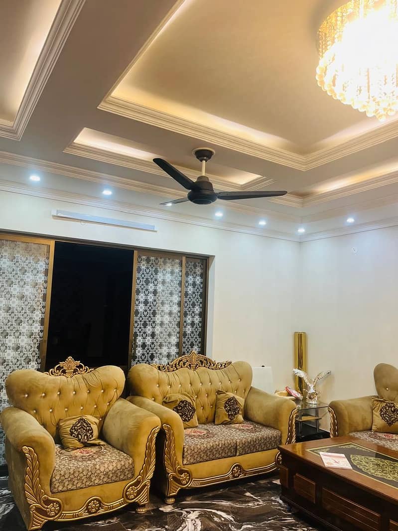 Sofa set Rs 80000 1