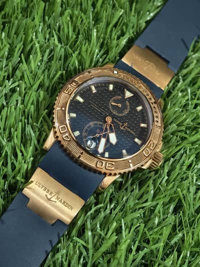 Automatic Analoge heavy Watches