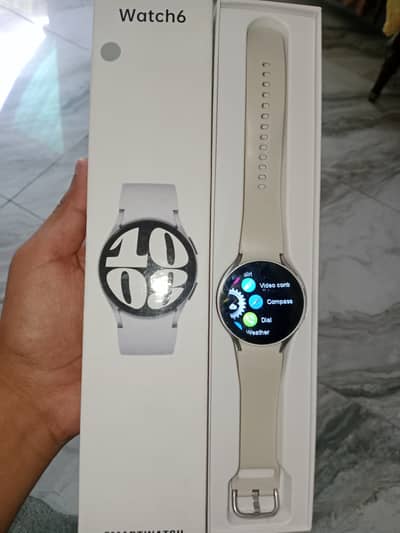 Samsung Galaxy smart watch 6