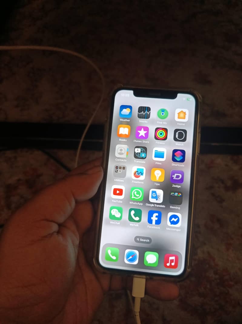 Apple iPhone X 1