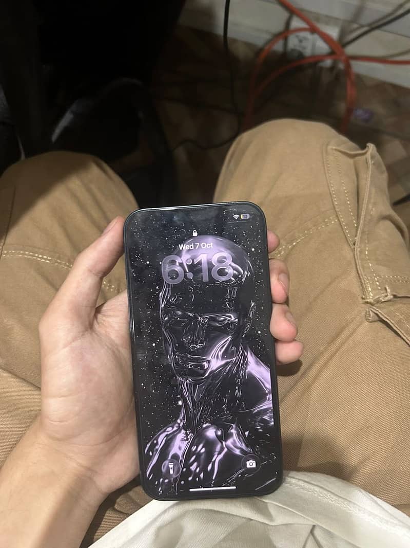 Apple iPhone 14 4