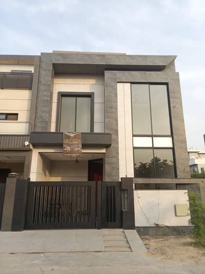 5 Marla House for Sale in Prime Location, M7A, Lake City Lahore
