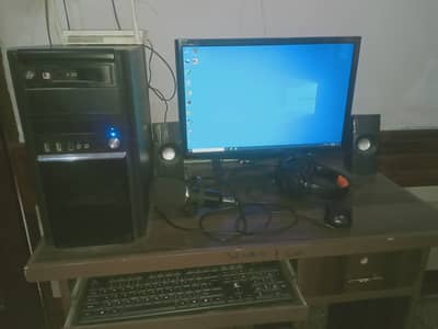 Core i5 + RX 570 8GB (Full Accessories Included)