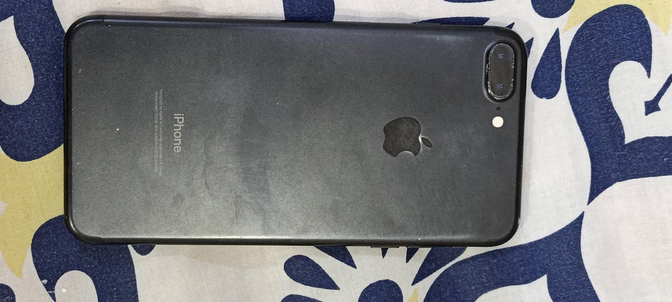 Apple iPhone 7 Plus 0