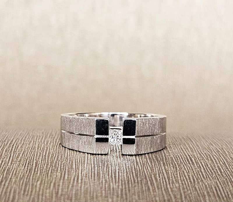 Ring/challa/Gents/silver925/certified/diamond 1