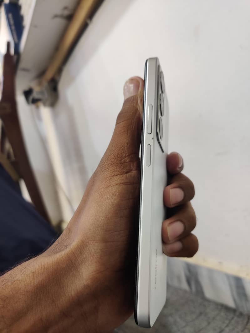 Realme C71 4