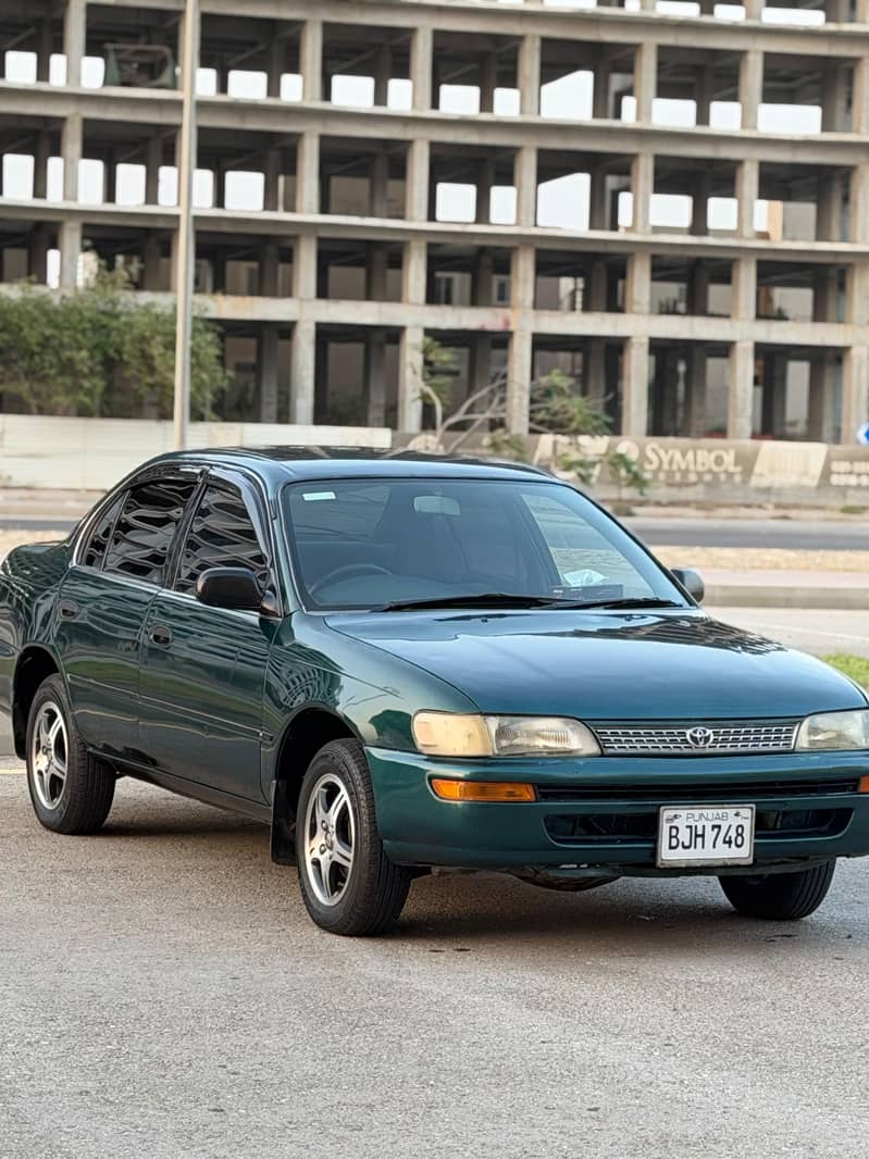 Toyota Corolla XE 1998 9