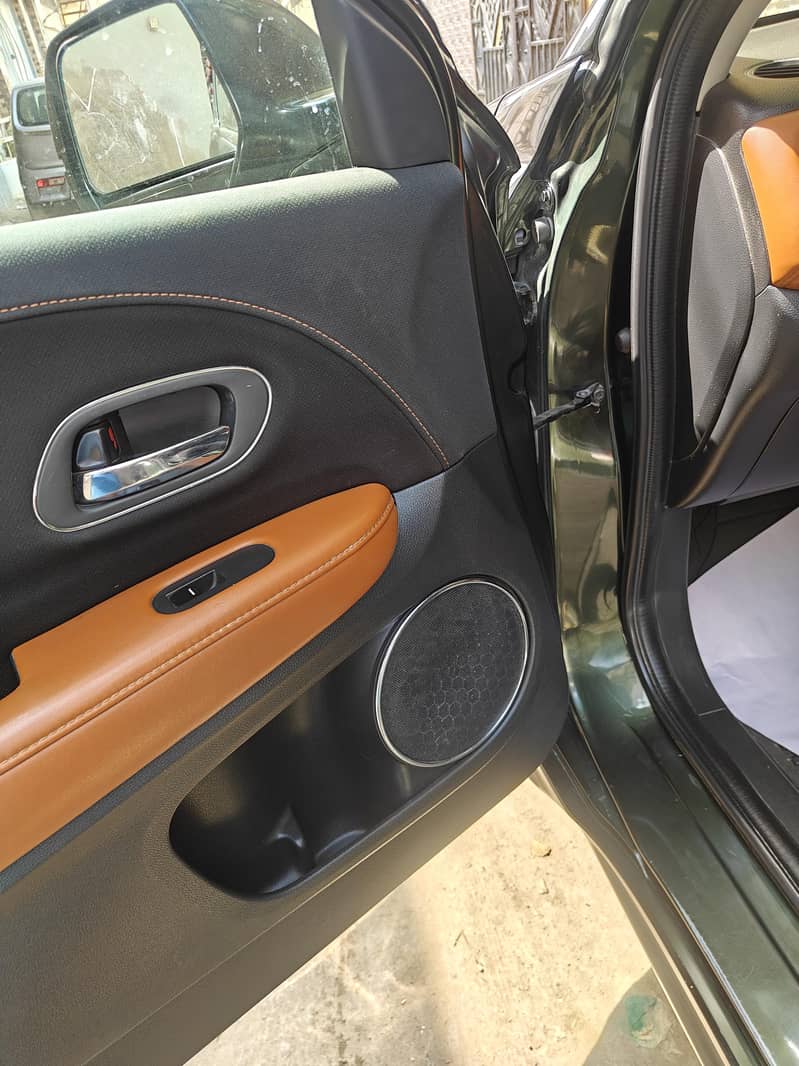 Honda Vezel 2014 11