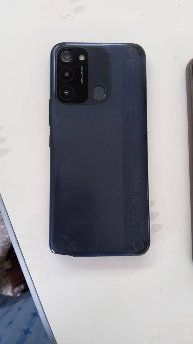 Tecno Spark 8C 1