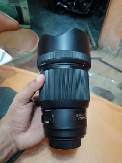 Canon Sigma 1.4 85mm lens for sale