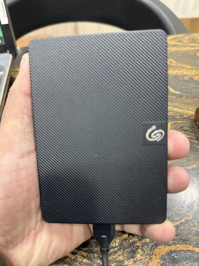 Seagate Expansion 2TB External Hard Drive