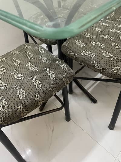 Dinning table