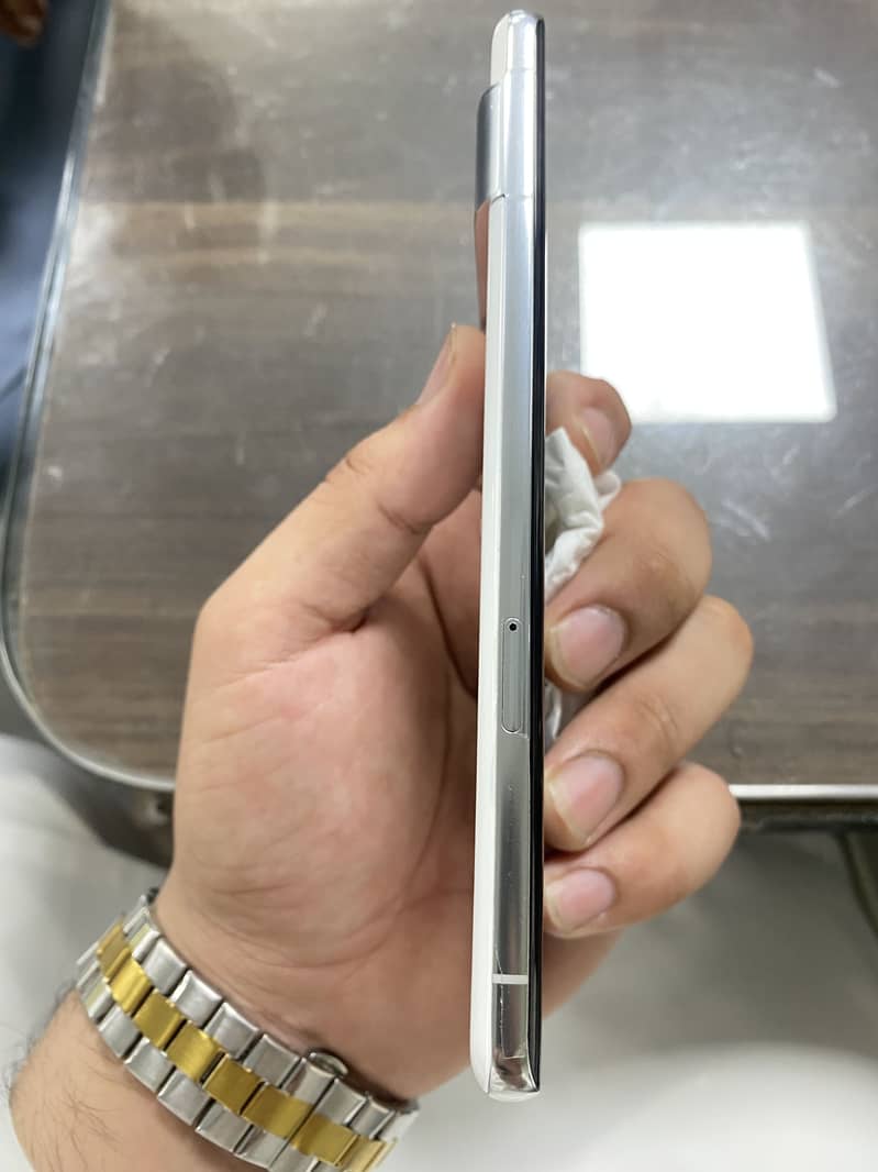 Google Pixel 7 Pro 2