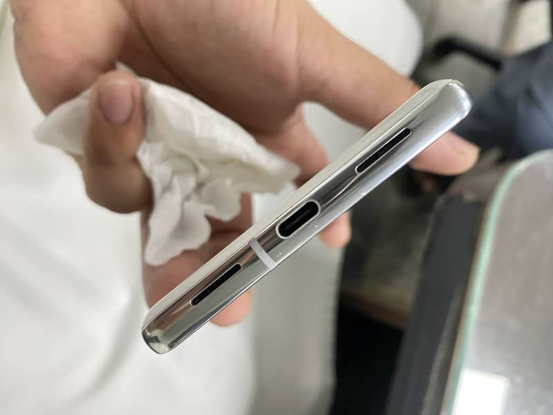 Google Pixel 7 Pro 4