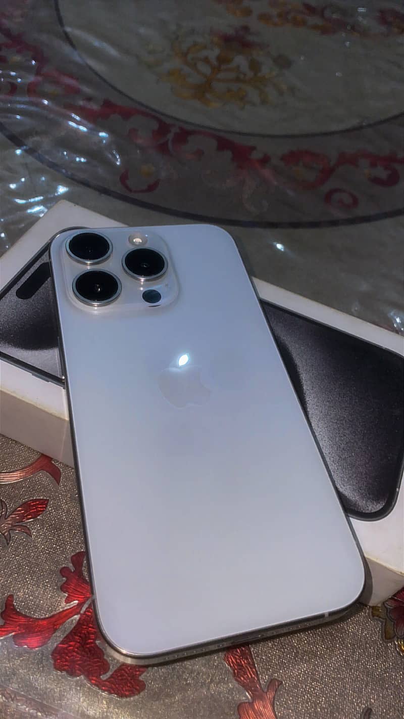 Apple iPhone 15 Pro 1