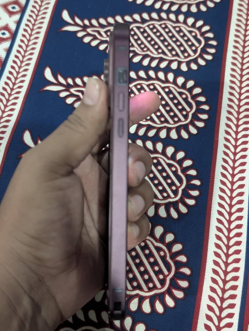 Apple iPhone 14 Pro Max 9