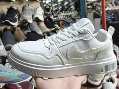 new import shoes white colour Nike sneakers shoes