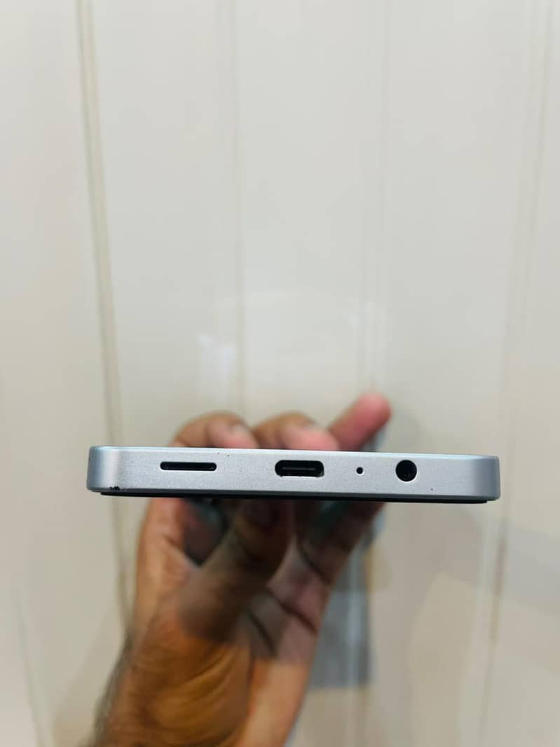 Samsung Mobile A06 10