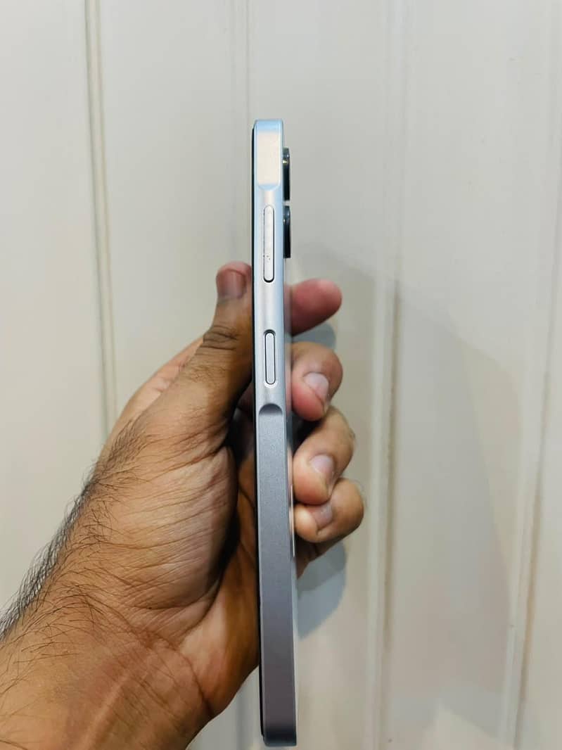 Samsung Mobile A06 12