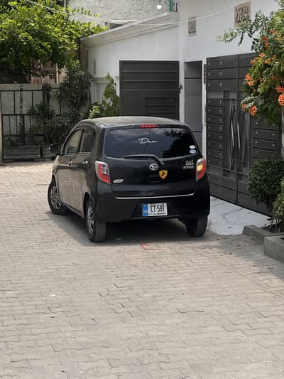 Daihatsu Mira 2012