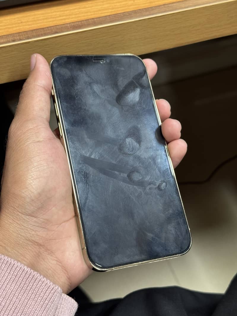 Apple iPhone 12 Pro 2