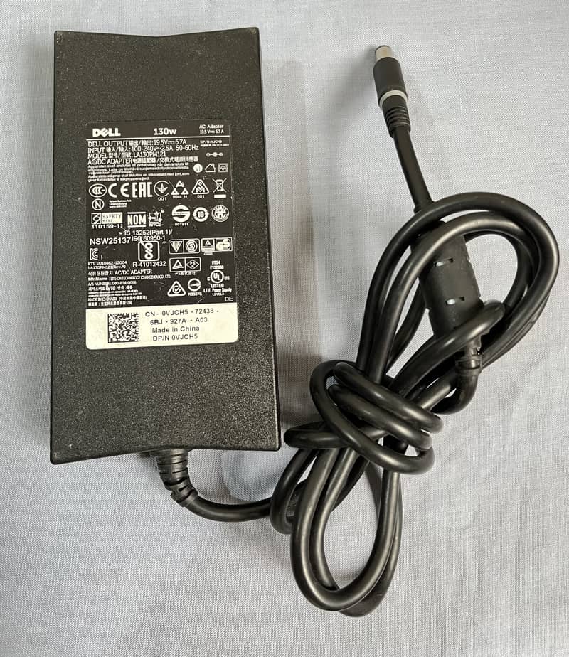 Dell D6000 universal Docking Station 3