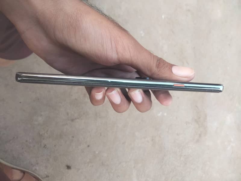 Tecno CAMON 40 Pro 3