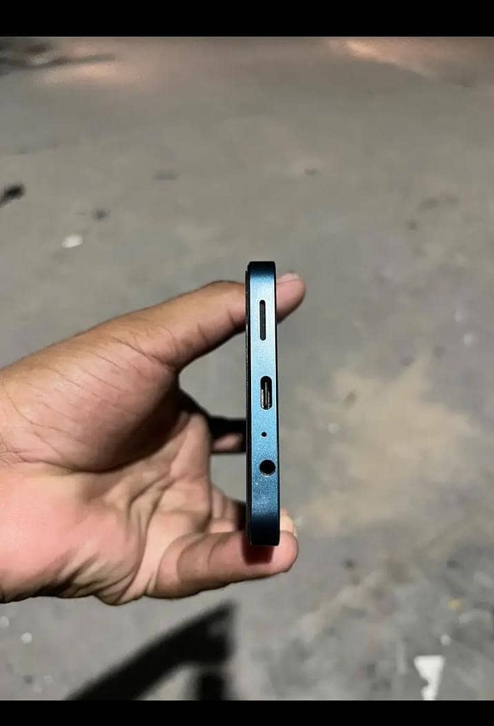 Samsung Mobile A07 3