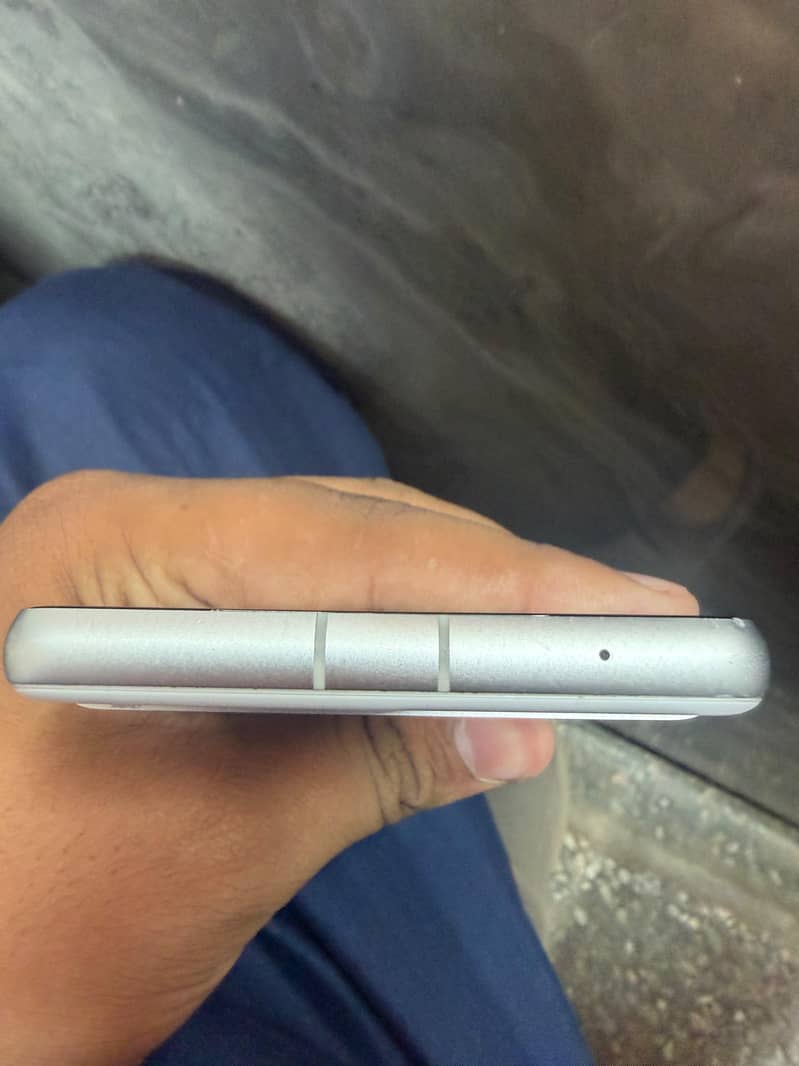 Google Pixel 7a 3