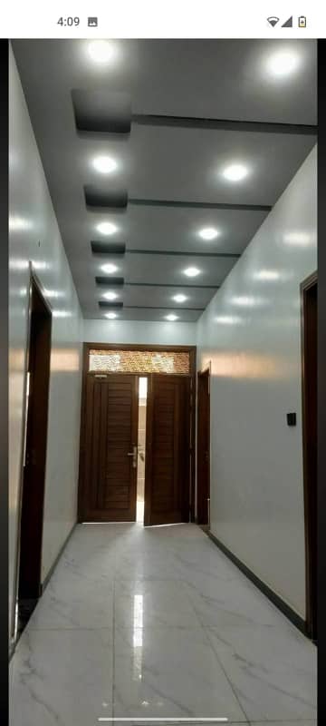 4 bed dd 1st floor portion available for rent
