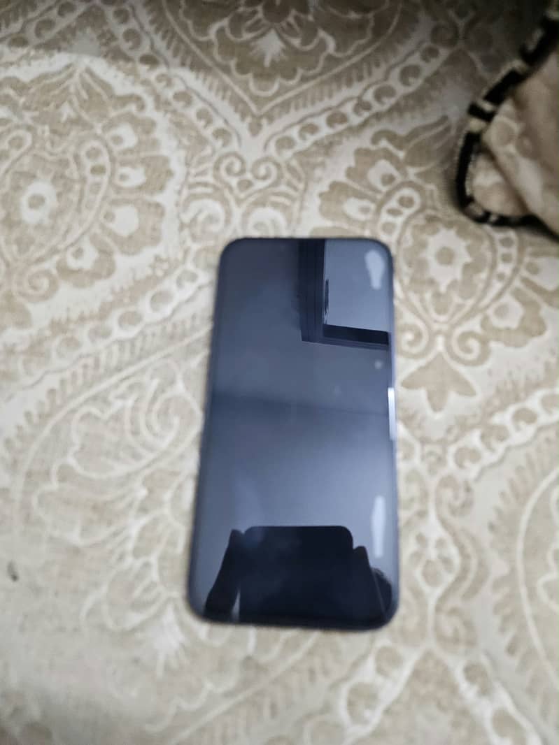 Apple iPhone 13 6