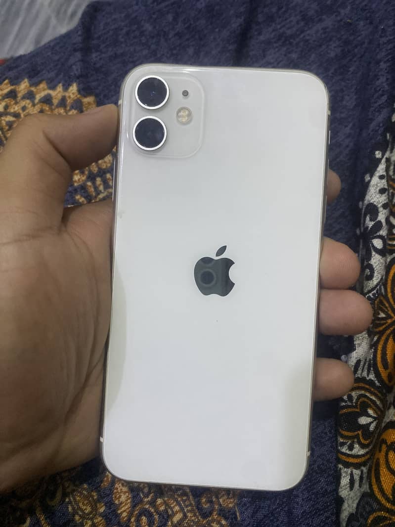 Apple iPhone 11 0