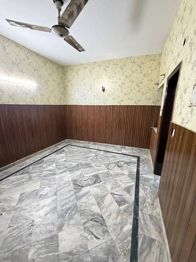 03 Marla 1st Floor AVailable For rent (Shakeel Park)