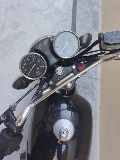 Suzuki GS 150
